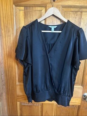 Nine West Black Satin Flutter Sleeve Blouse